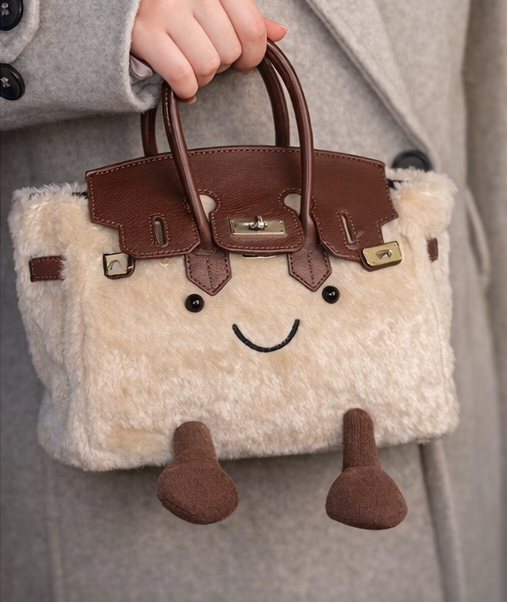 Why the Snugjelly Bag is Your New Favourite Companion
